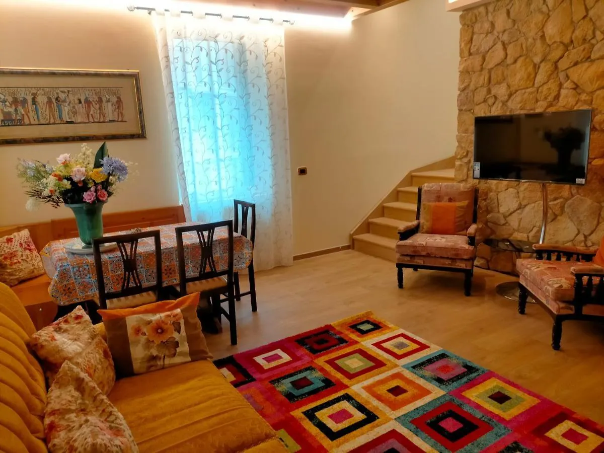 Verona City Arsenale Apartment 0*,